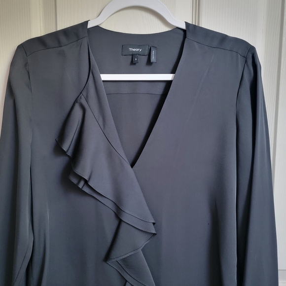 Theory Jastrid 100% Silk Ruffle Front Long Sleeves Blouse Small Oversized Gray - Picture 3 of 9